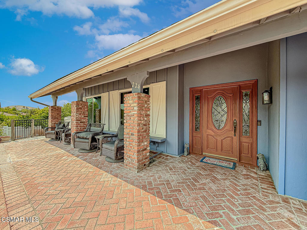 MLS #225003998 img 2