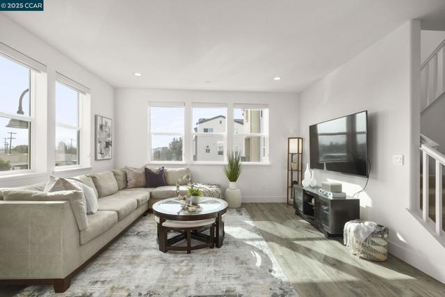 Image 10 of 40 For 927 Sienna Loop