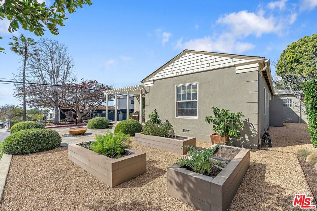 MLS #25496455 image #40