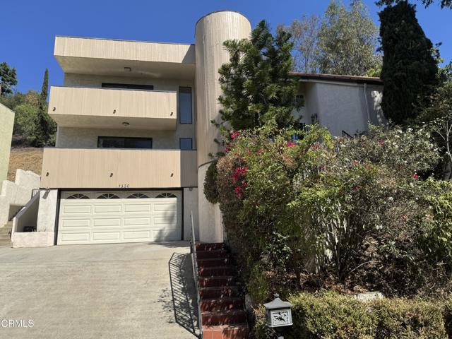 Detail Gallery Image 1 of 50 For 1530 Indiana Ave, South Pasadena,  CA 91030 - 5 Beds | 3 Baths