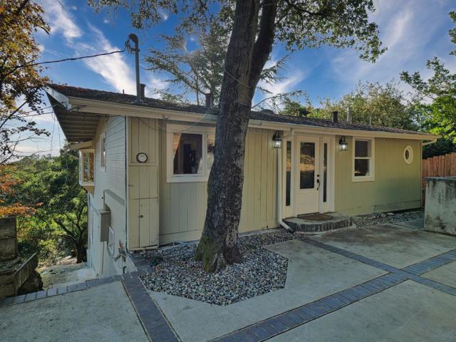 514 Live Oak Lane, Redwood City CA: https://media.crmls.org/mediaz/2e4bd739-3a0d-4f02-9a88-d5b189bf3020.jpg