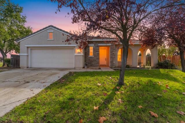 1078 Silver Spur Way, Plumas Lake CA: https://media.crmls.org/mediaz/2e4c2d50-4b5e-4ac9-b696-8836ff64598a.jpg