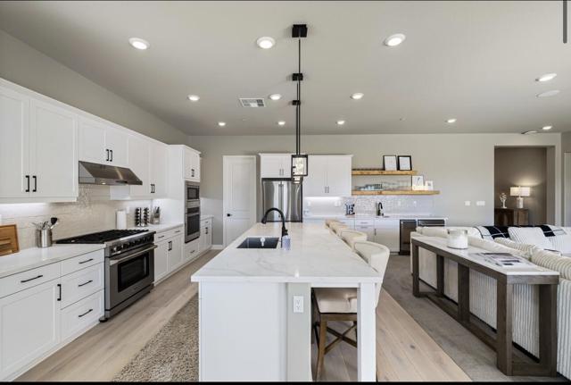 51720 Marquis Lane, La Quinta CA: https://media.crmls.org/mediaz/2e4c2fe9-1c08-455b-a062-ef6d7aeec9f7.jpg