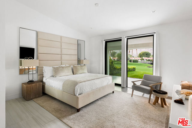 49723 Avenida Montero, La Quinta CA: https://media.crmls.org/mediaz/2e4c37e0-07ba-4ae0-9a94-c09d517fb929.jpg