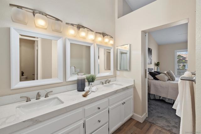 11320 Camino Playa Cancun, San Diego CA: https://media.crmls.org/mediaz/2e4d3ede-677d-4671-b9d7-b8e4331a9c63.jpg