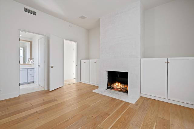 46640 Amir Drive, Palm Desert CA: https://media.crmls.org/mediaz/2e4e2e63-5cf5-414b-aa35-a389e7556ef9.jpg