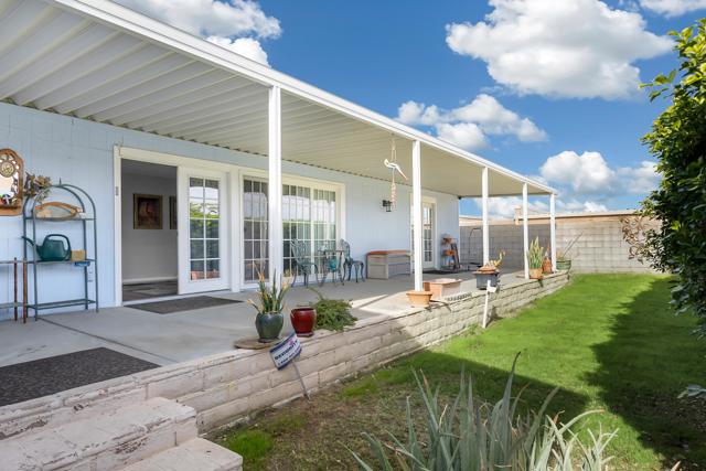 1058 Via Grande, Cathedral City CA: https://media.crmls.org/mediaz/2e4edd66-38a1-456e-ac17-ed12abd14b60.jpg