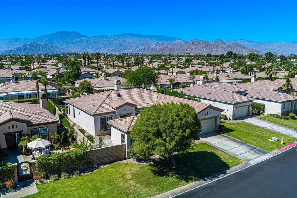 MLS #219133361DA img 2