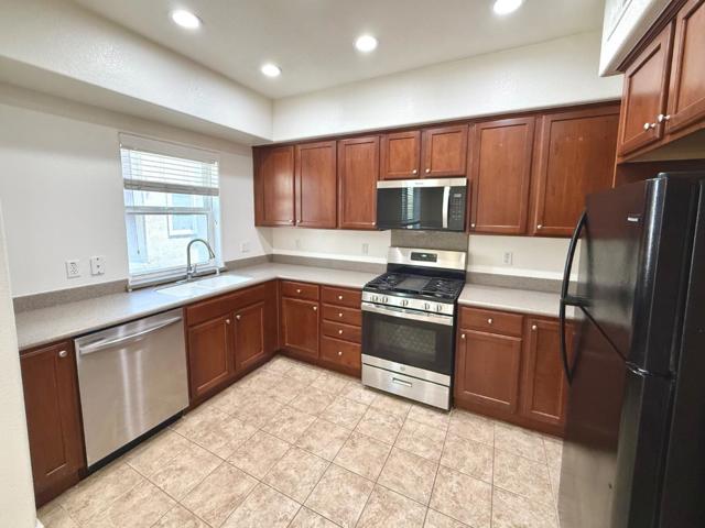 2726 Holly Street, San Pablo CA: https://media.crmls.org/mediaz/2e4fa634-c9b5-4ab8-9792-8e343510b137.jpg