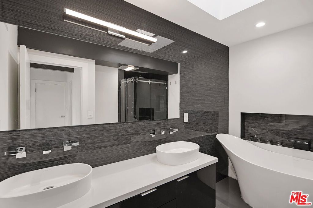 MLS #26868753 image #12