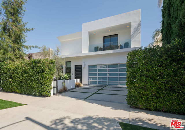 128 S Almont Drive, Los Angeles CA: https://media.crmls.org/mediaz/2e513f03-795d-4351-810f-49f17f9ad6cf.jpg
