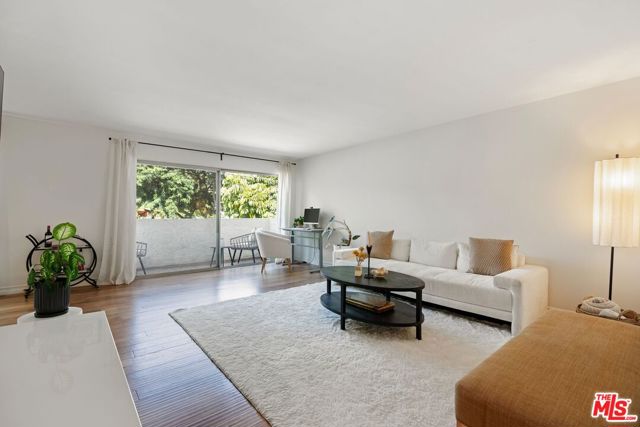 9061 Keith Avenue, West Hollywood CA: https://media.crmls.org/mediaz/2e51bc30-159d-4ffa-a8cb-7b0ebb7d572b.jpg