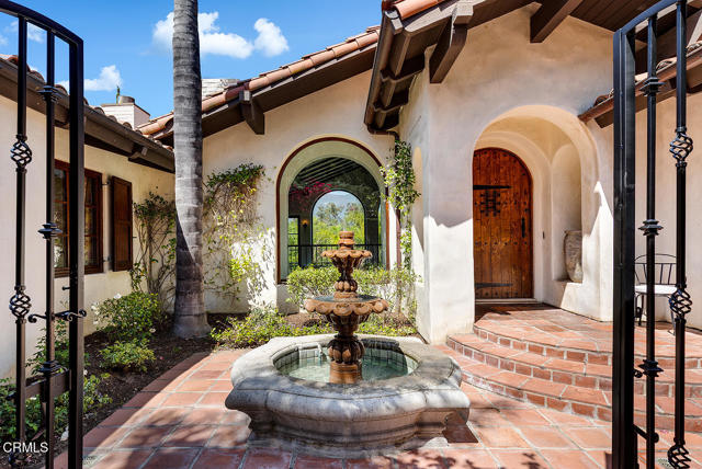 Detail Gallery Image 5 of 77 For 4144 Chevy Chase Dr, La Canada Flintridge,  CA 91011 - 5 Beds | 4/4 Baths