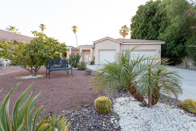 48305 Pic Way, Indio CA: https://media.crmls.org/mediaz/2e524d66-cb83-4891-a8c1-c47afa94b8d7.jpg