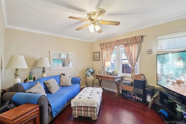 3509 11 32nd st, San Diego CA: https://media.crmls.org/mediaz/2e5252c1-f100-4b2e-998d-56bb06bd9227.jpg