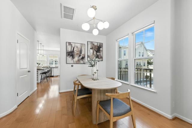 413 Timor Terrace, Sunnyvale CA: https://media.crmls.org/mediaz/2e52a1bd-9d46-4bf8-856c-55c2b198dde9.jpg