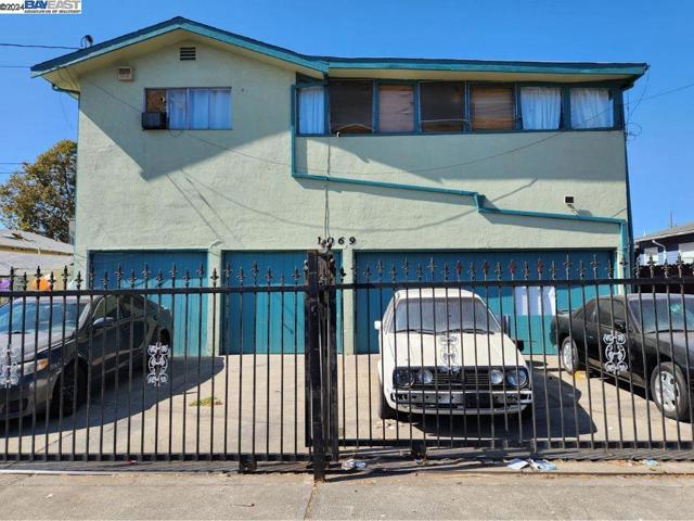 1069 71st Avenue, Oakland, California 94621, ,Multi-Family,For Sale,71st Avenue,41076655