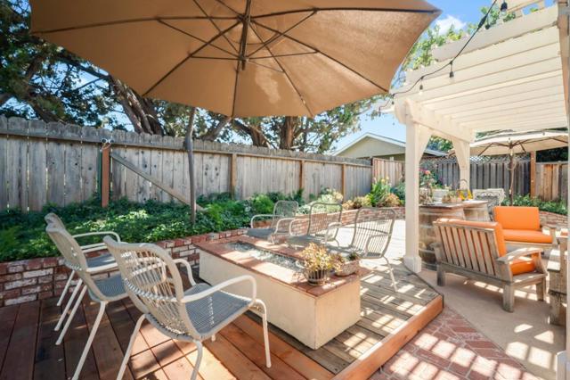 930 Hoesch Way, Gilroy CA: https://media.crmls.org/mediaz/2e52fd2b-2165-4664-8b8a-17e364b79f91.jpg