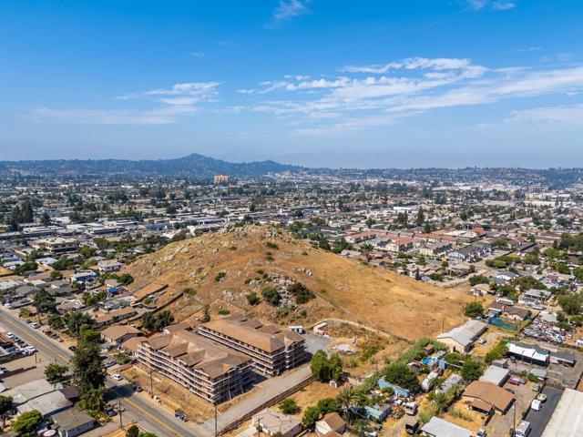 1161 N Anza Street, El Cajon CA: https://media.crmls.org/mediaz/2e5752a5-99d8-4b4f-a28c-47074b6af01e.jpg