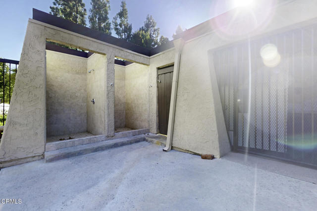 680 Redwood Lane, San Dimas CA: https://media.crmls.org/mediaz/2e576849-09df-463e-881d-cbe81dcc2e53.jpg