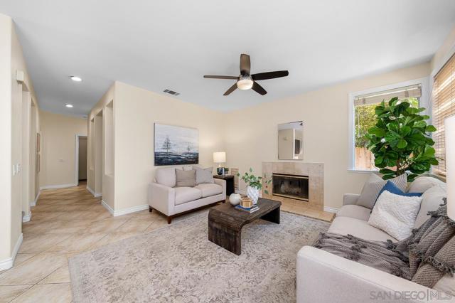 6789 Camino De Amigos, Carlsbad CA: https://media.crmls.org/mediaz/2e5789f1-5935-4648-b895-eb27309a8118.jpg