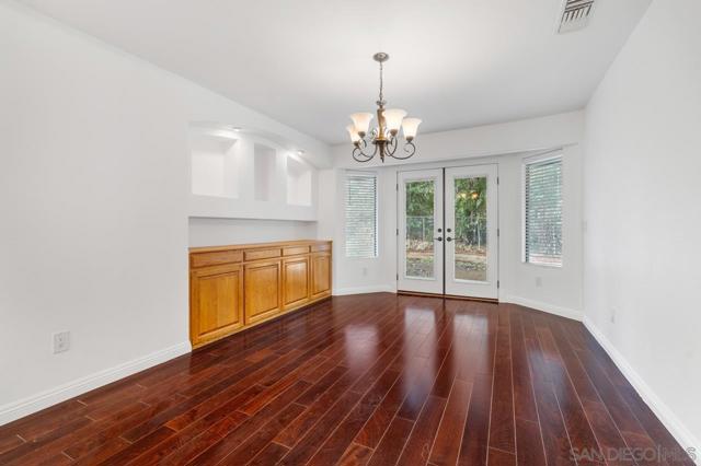 11580 Manzanita Rd, Lakeside CA: https://media.crmls.org/mediaz/2e5822ed-05a0-404e-8398-619553edf874.jpg