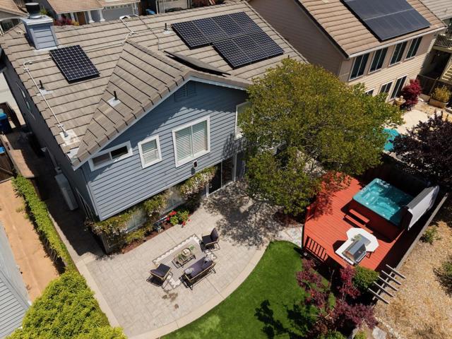 141 Navigator Drive, Scotts Valley CA: https://media.crmls.org/mediaz/2e58279b-4f2c-4e96-b198-050db4b68849.jpg