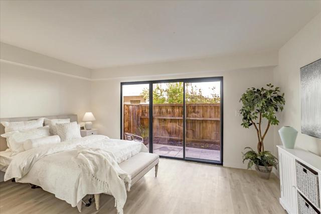 4074 Farm Hill Boulevard, Redwood City CA: https://media.crmls.org/mediaz/2e585e3a-2c0c-41fb-92c2-28bc163936ef.jpg
