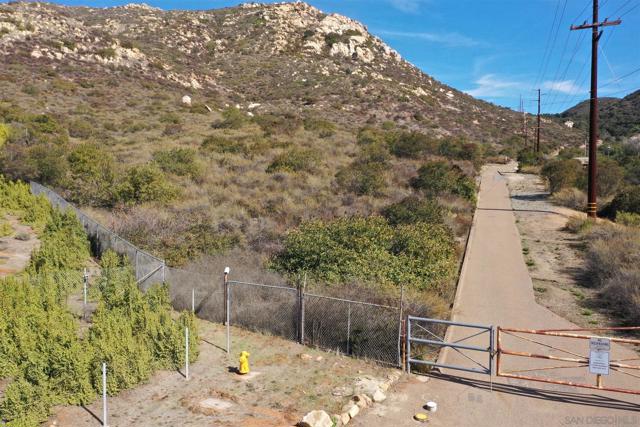 0 Rios Canyon Rd #16, El Cajon CA: https://media.crmls.org/mediaz/2e596184-a202-48aa-8f43-85811688f816.jpg