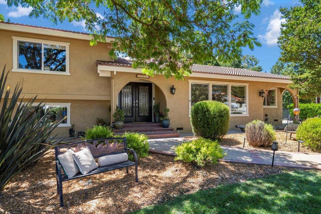 17441 Blue Jay Drive