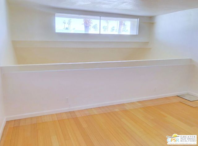 1655 E Palm Canyon Drive, Palm Springs CA: https://media.crmls.org/mediaz/2e5b0156-e236-4188-9d35-c7b8e4c477fa.jpg