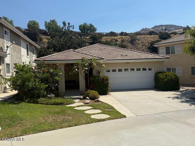 2290 Beavertail Lane, Simi Valley CA: https://media.crmls.org/mediaz/2e5b7457-0290-4ef5-86c7-12449c4934d9.jpg