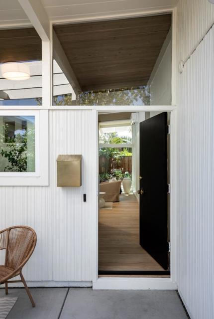 428 E Charleston Road, Palo Alto CA: https://media.crmls.org/mediaz/2e5bc6d5-d07f-49bf-9e3c-17b1ea251890.jpg