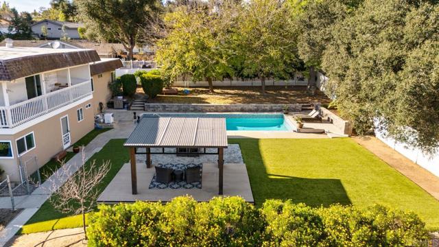 Detail Gallery Image 4 of 55 For 15912 Mussey Grade Rd, Ramona,  CA 92065 - 4 Beds | 3 Baths