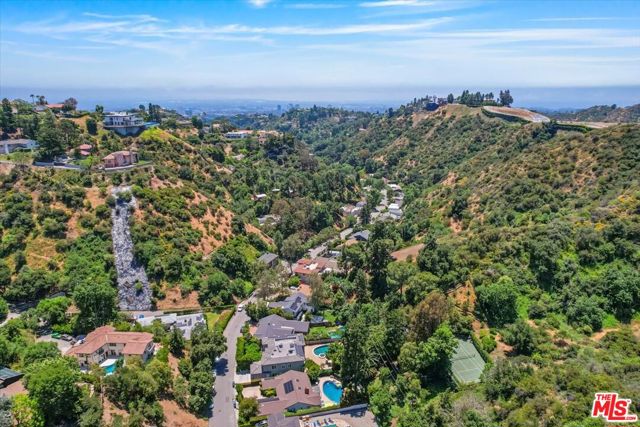 Drew Fenton | 1701 Roscomare Road Los Angeles CA | MLS: 7625124 Drew Fenton | 1701 Roscomare Road Los Angeles CA | MLS: 7625124