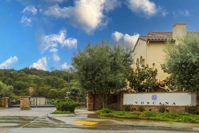 1634 Fairlead Avenue, Carlsbad CA: https://media.crmls.org/mediaz/2e5d9cc0-9b93-4954-966e-1e9cbc0da242.jpg