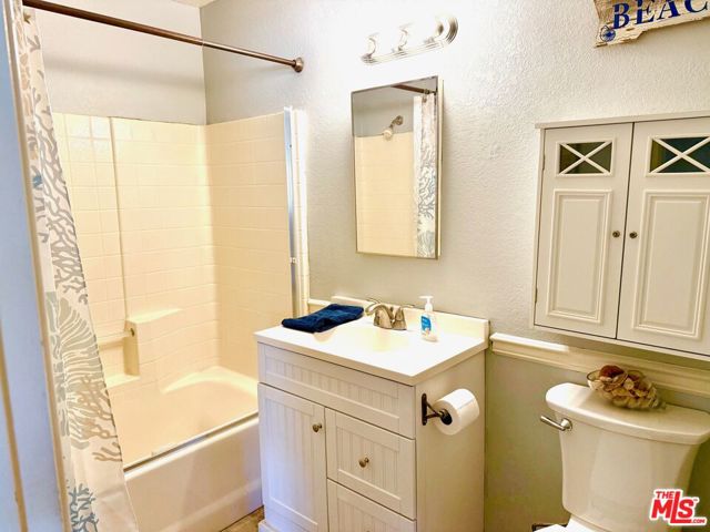 8125 Centola Road, Phelan CA: https://media.crmls.org/mediaz/2e5eac8f-2b0b-464f-99fe-921e09e35457.jpg