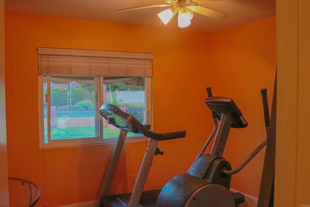4410 Charger Boulevard, San Diego CA: https://media.crmls.org/mediaz/2e5f3c4d-7244-4207-b7e7-c516e269f848.jpg