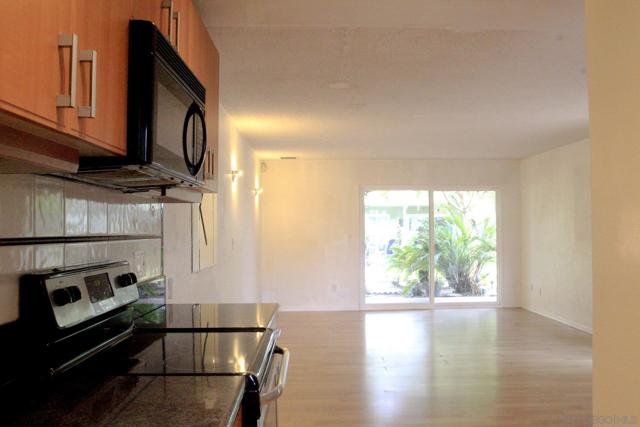 150 E Street, Chula Vista CA: https://media.crmls.org/mediaz/2e5f96c1-a291-4c18-a6e7-1d82a824ecd5.jpg