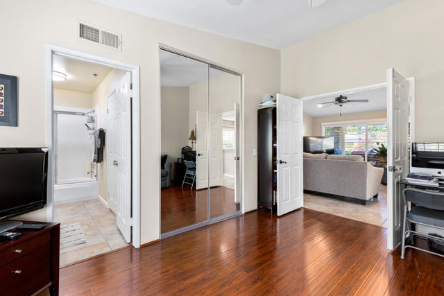 34041 Calle Mora, Cathedral City CA: https://media.crmls.org/mediaz/2e5fcd58-6922-4307-923a-48b55b246328.jpg