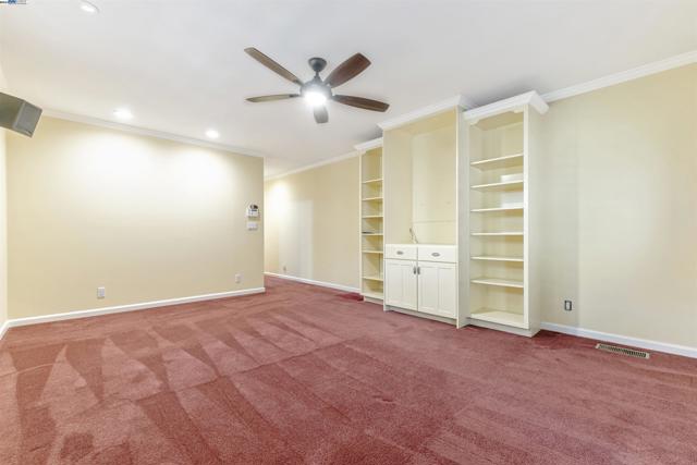 Image 31 of 46 For 18745 Cavendish Dr