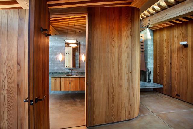 46400 Clear Ridge Road, Big Sur CA: https://media.crmls.org/mediaz/2e5ffdc9-97e8-44d3-9007-2953b1e43cff.jpg