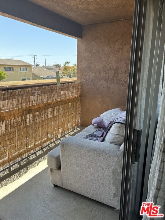 6600 Warner Avenue, Huntington Beach CA: https://media.crmls.org/mediaz/2e60288a-da3a-43b0-9fe8-ff5c6bd1a501.jpg