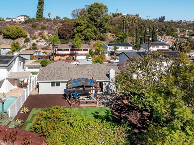 7414 Margerum, San Diego CA: https://media.crmls.org/mediaz/2e605e1f-9d73-4406-af7c-040b2c34695c.jpg