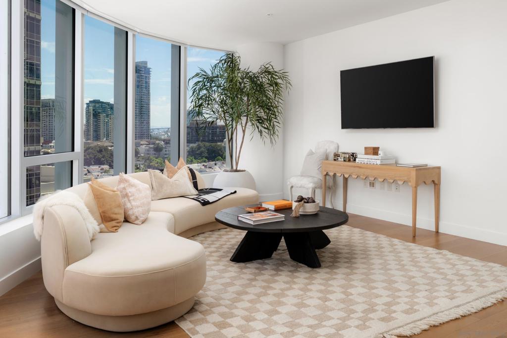 888 E Street - photo 17