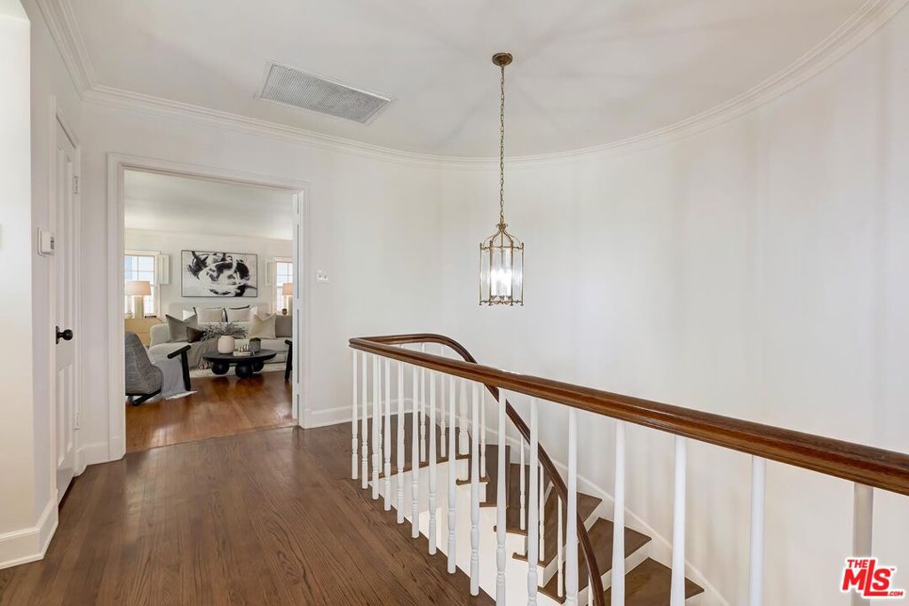 MLS #26867417 image #31