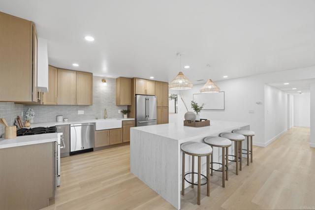 Detail Gallery Image 5 of 53 For 12306 1/2 Gay Rio Dr, Lakeside,  CA 92040 - 5 Beds | 3 Baths