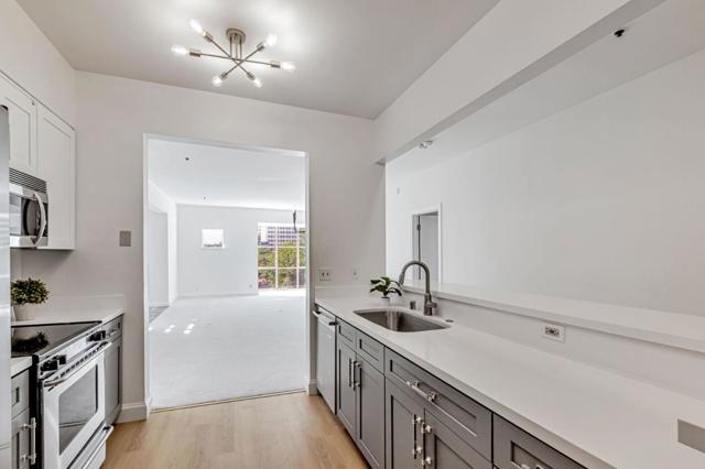97 E Saint James Street, San Jose CA: https://media.crmls.org/mediaz/2e624165-86ca-40b3-97dc-c27a8d494fee.jpg