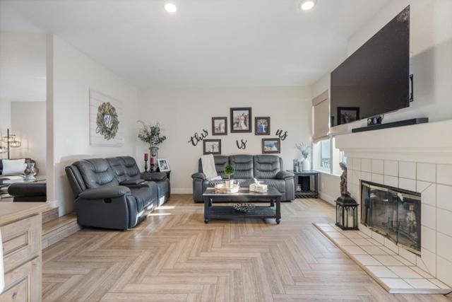 1090 Los Altos Drive, Hollister CA: https://media.crmls.org/mediaz/2e62e1d7-862d-460b-a58e-a43a8f7e4381.jpg