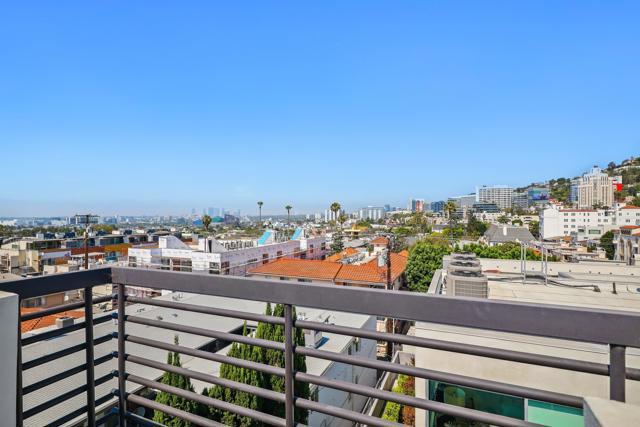 Detail Gallery Image 39 of 58 For 1283 Havenhurst Dr #101,  West Hollywood,  CA 90046 - 3 Beds | 2/1 Baths